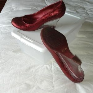 Kenneth Cole Reaction Ruby Red Leather with Clear